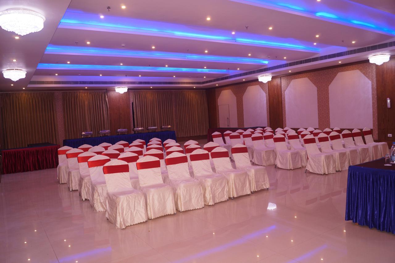 Kamlesh Continental Hotel Angul Buitenkant foto