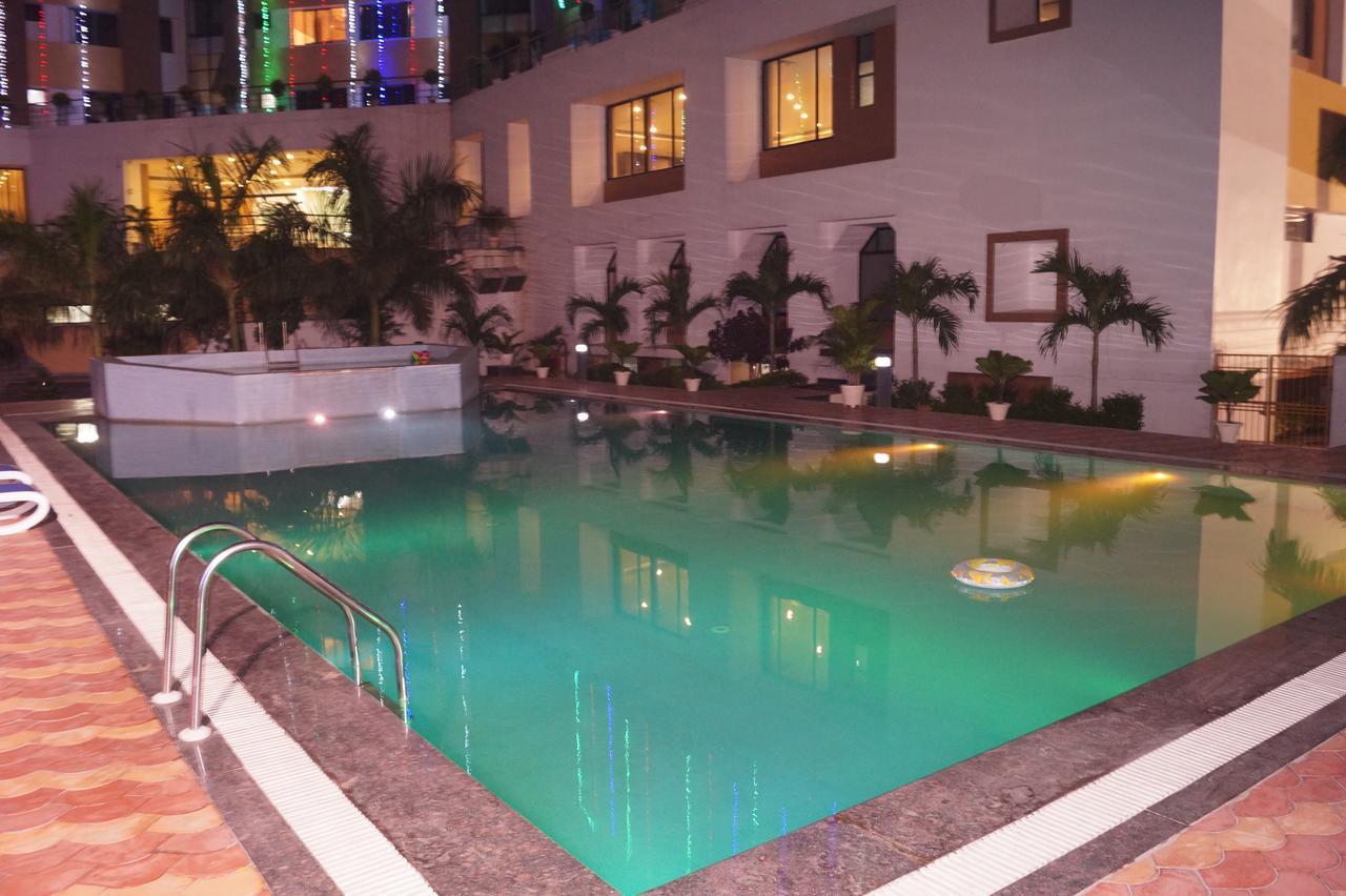 Kamlesh Continental Hotel Angul Buitenkant foto
