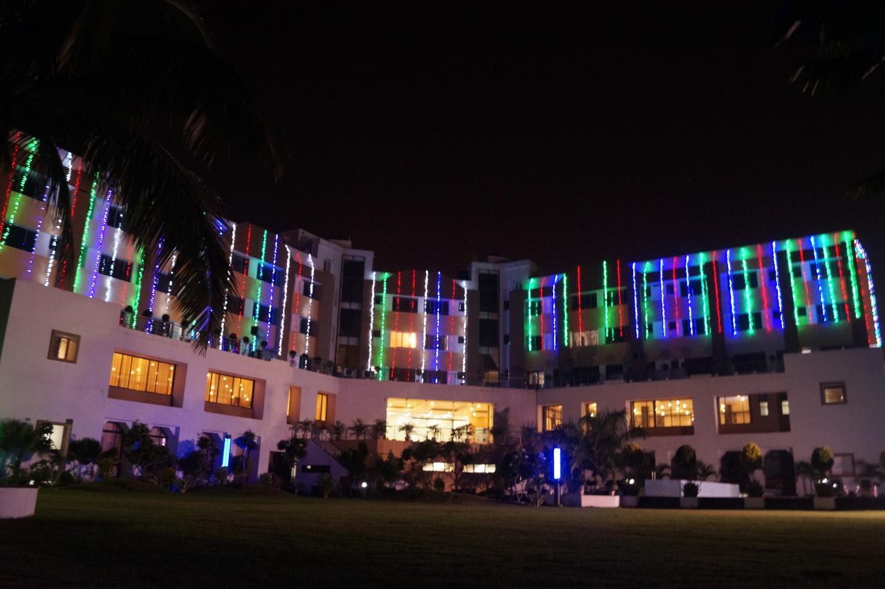 Kamlesh Continental Hotel Angul Buitenkant foto