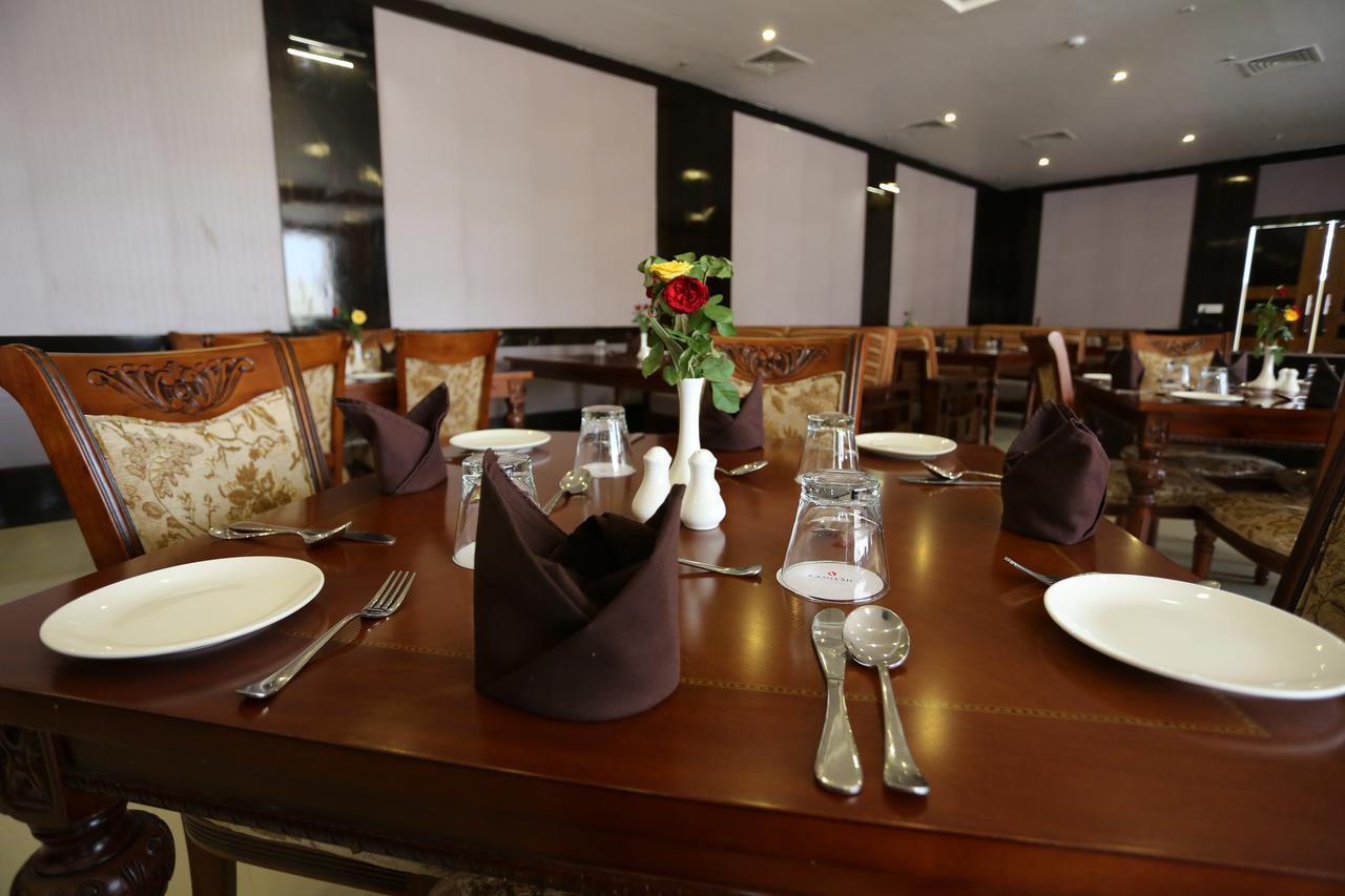 Kamlesh Continental Hotel Angul Buitenkant foto